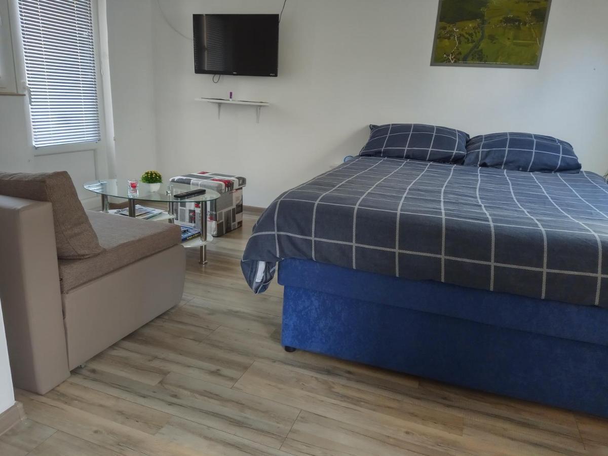 Apartman Borna Otočac Εξωτερικό φωτογραφία